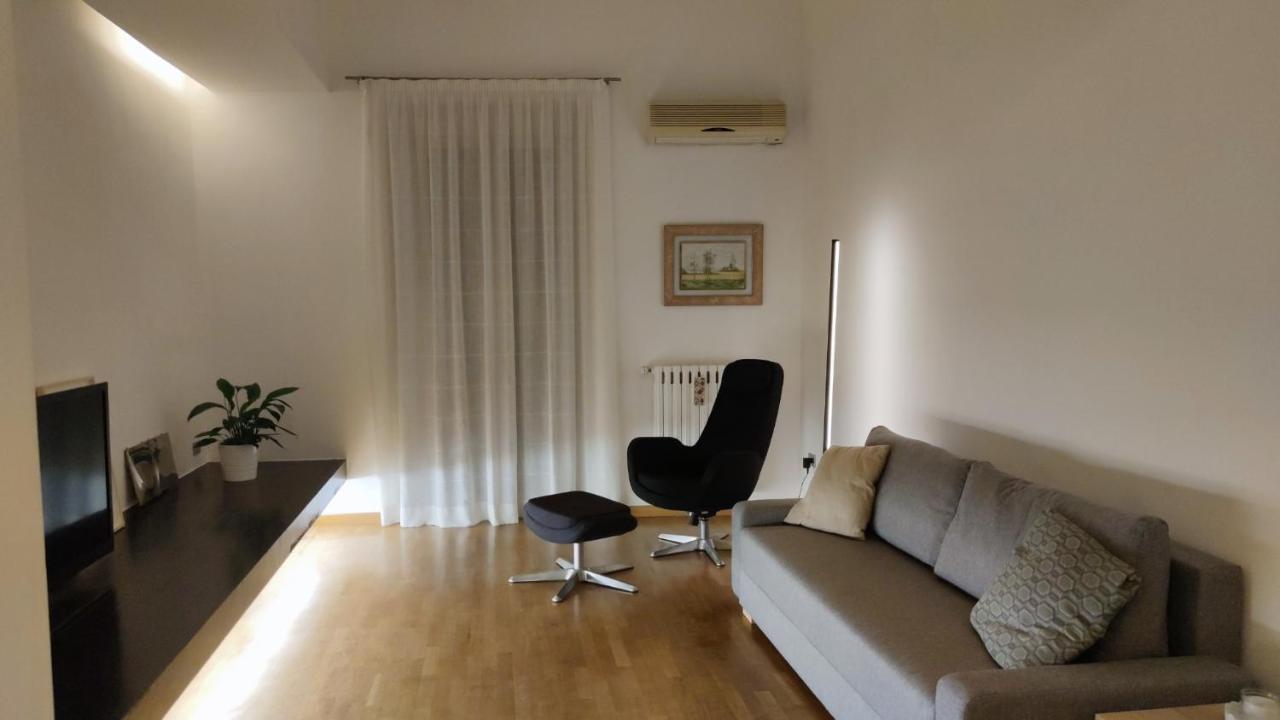 Ferienwohnung Casa Di Roby Bari Exterior foto